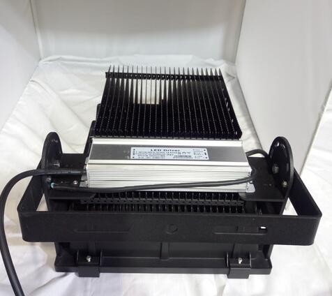 200W Fin type LED flood light