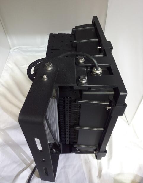 30W Fin type LED flood light