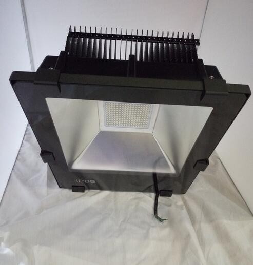 70W Fin type LED flood light 